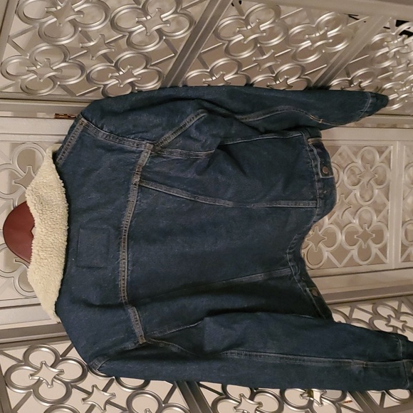 Levi's Brand ORIGINAL Trucker Blue Jean Jacket - Picture 6 of 8